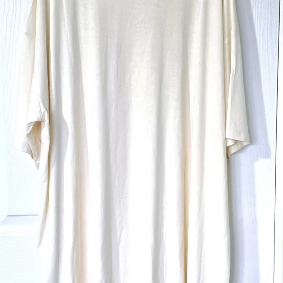 NEW! Joe Fresh Women's Graphic T-Shirt Size XL - Picture 6 of 10